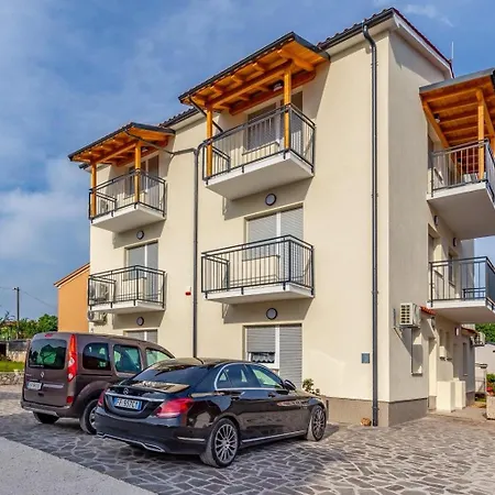 Lägenhet Elin Medulin