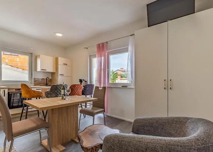 Lejlighed Elin Medulin