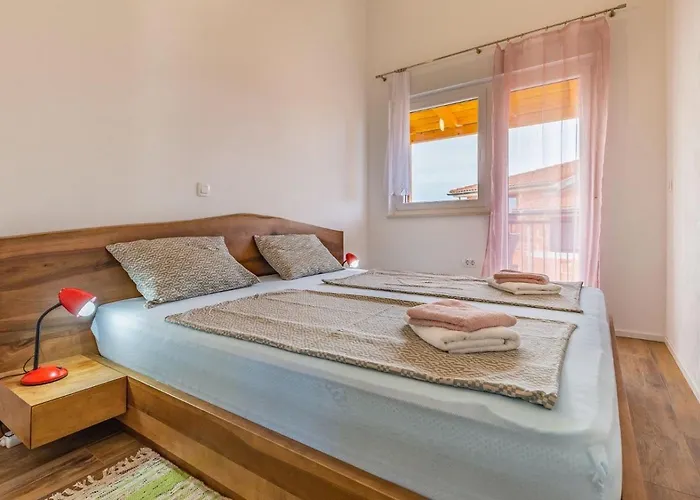 Lejlighed Elin Medulin