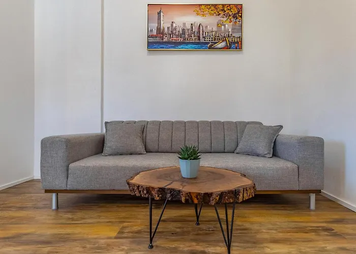 Elin Apartament *